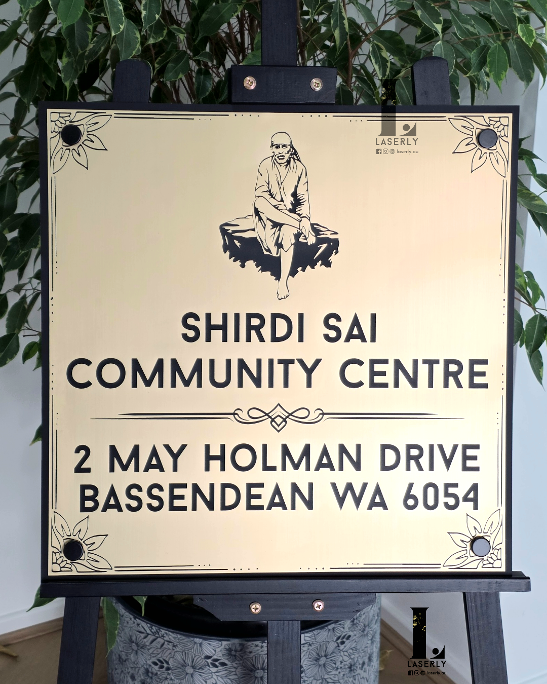 Saibaba House/Community Sign (Gold and Black)