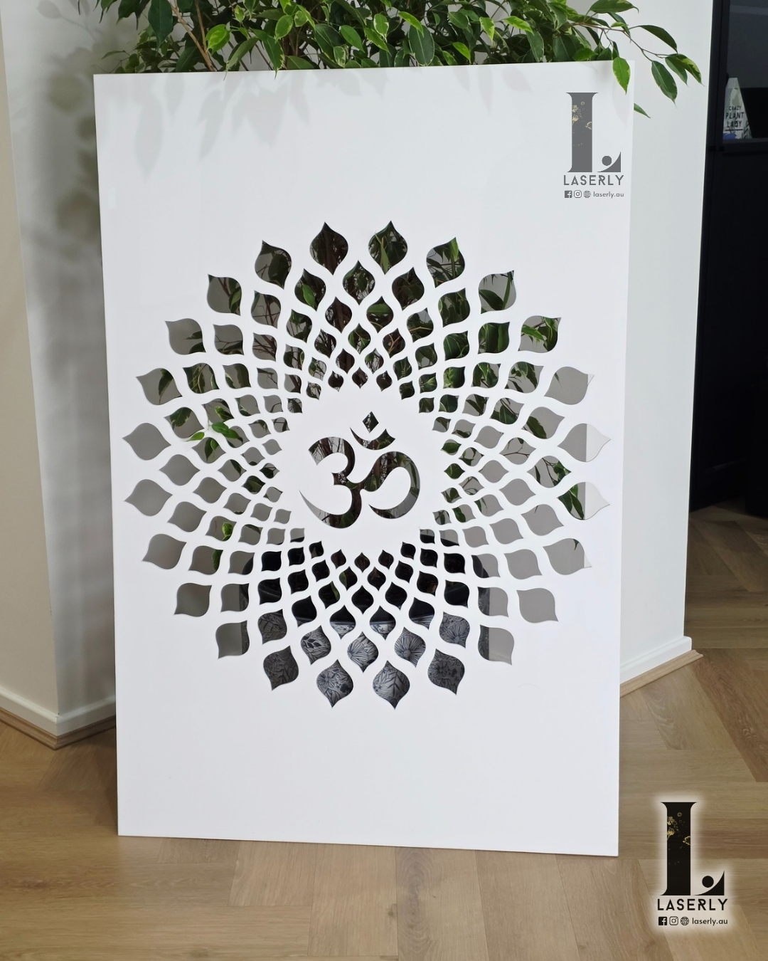 OM Mandir Panel - White 6mm (1200x800)