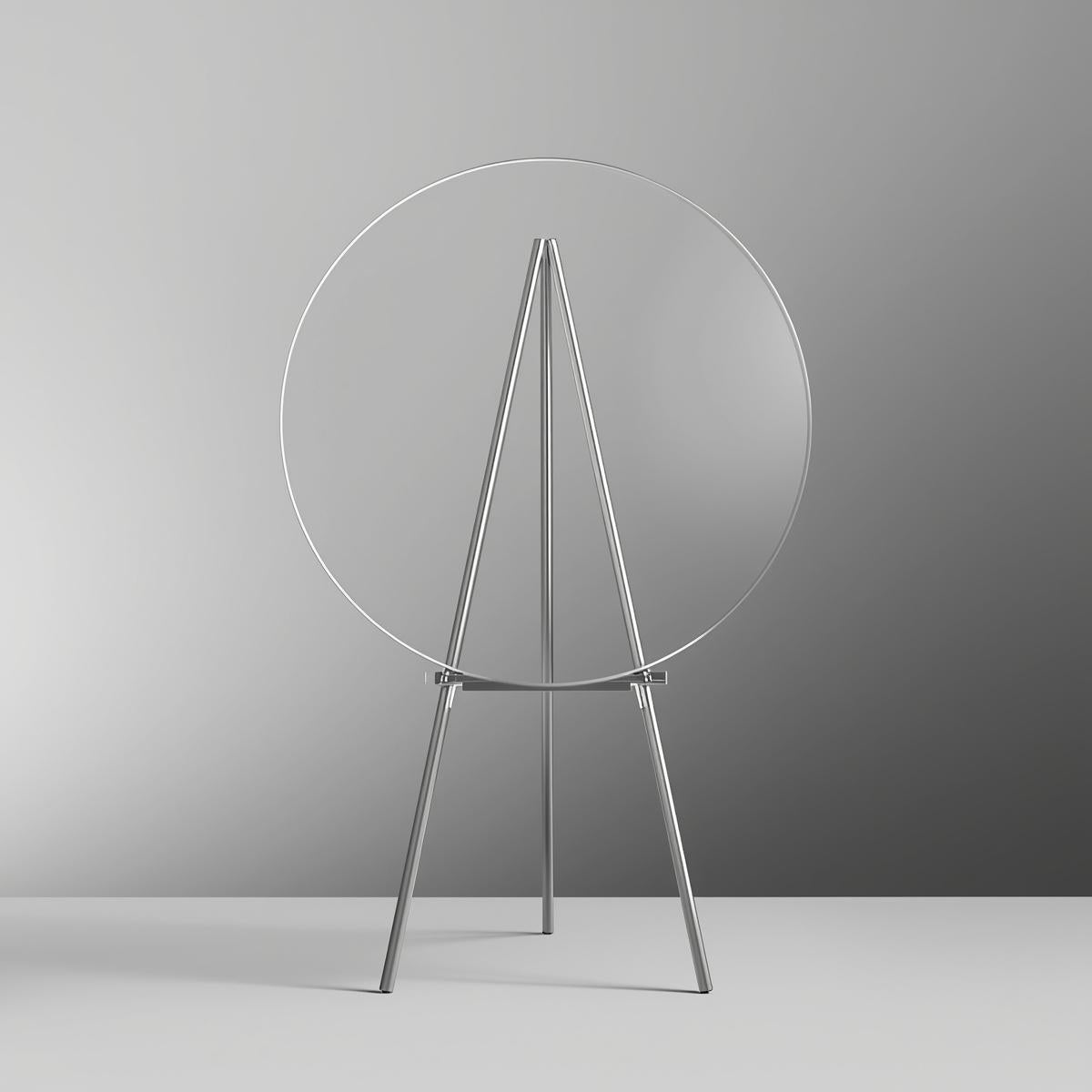 High-quality circle acrylic blank, clear finish option in gloss or matte for professional and creative use.