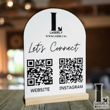 Social media stand (QR Code)