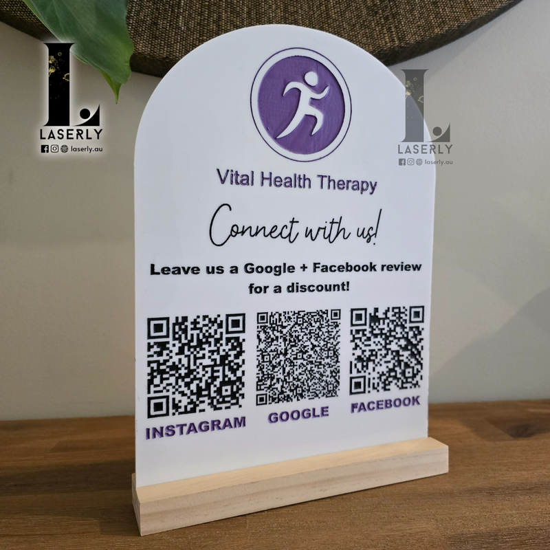 Social media stand (QR Code)