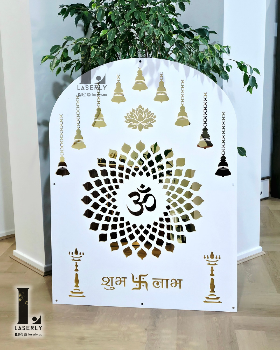 OM Mandala Mandir Arch - White and Mirror Gold (1200x800)