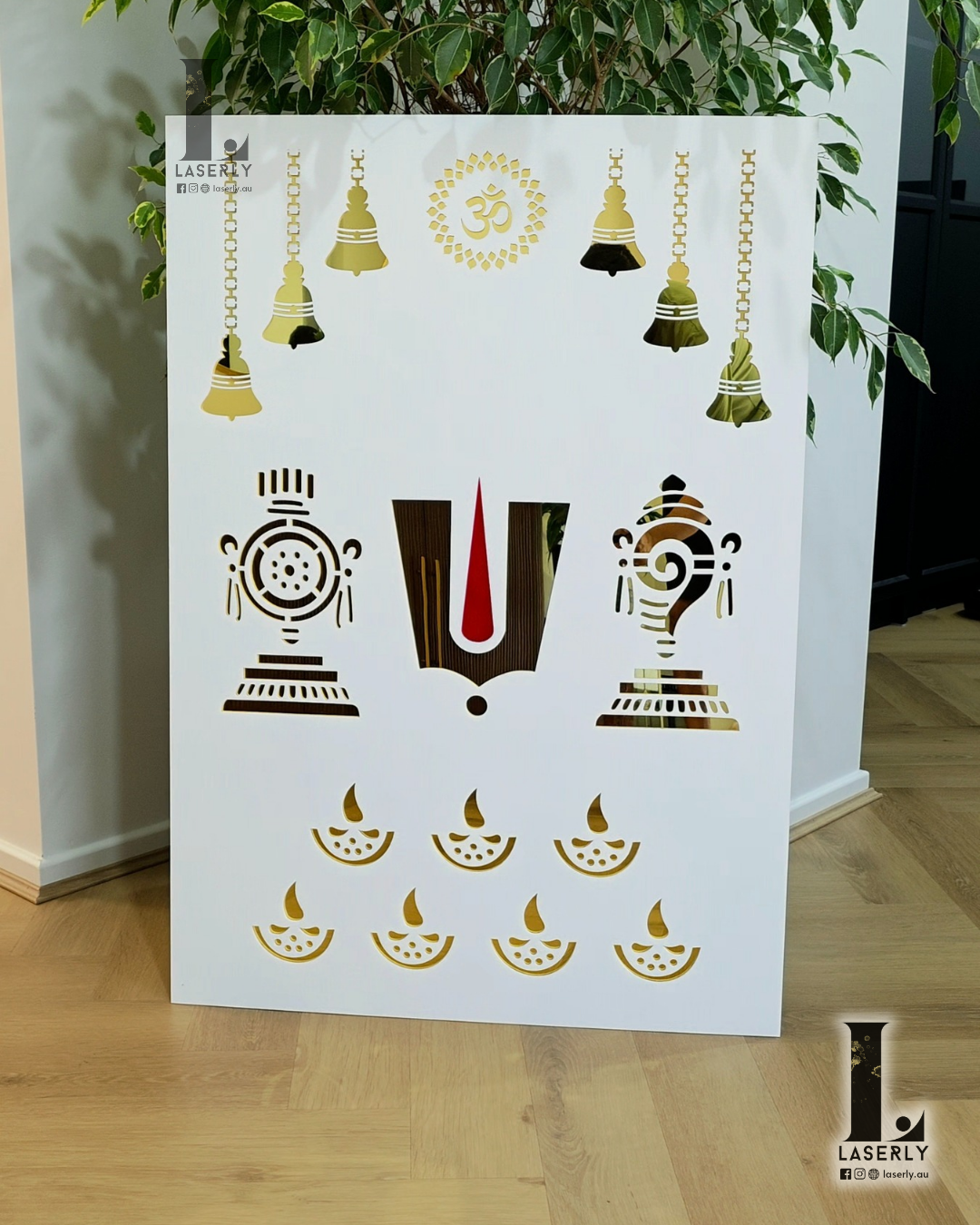 Tirupati Balaji Mandir Panel - White and Mirror Gold (1000x700)